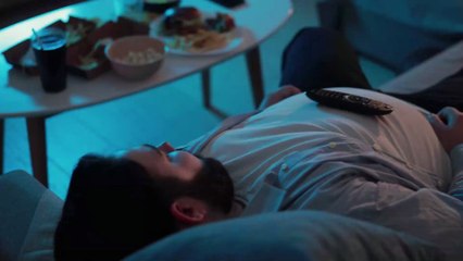 Study shows falling asleep with TV on promotes weight gain