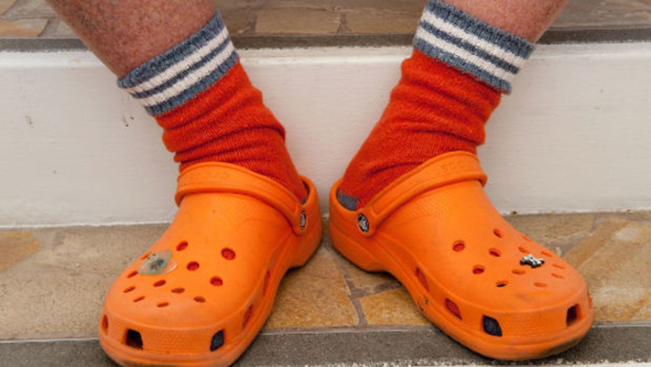 Crocs sind gesundheitsschädlich, wenn du diese Fußform hast!