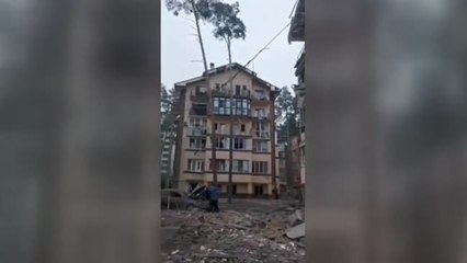 Nueva noche de bombardeos en Kiev