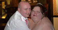 Bride drops 13 stones in nine months after seeing her wedding photos