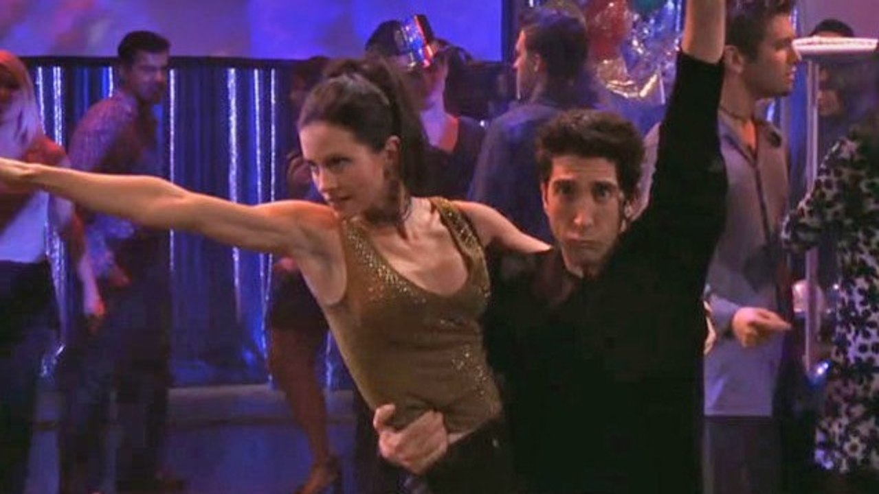 Friends: we almost lost Ross (and Monica actually saved him)