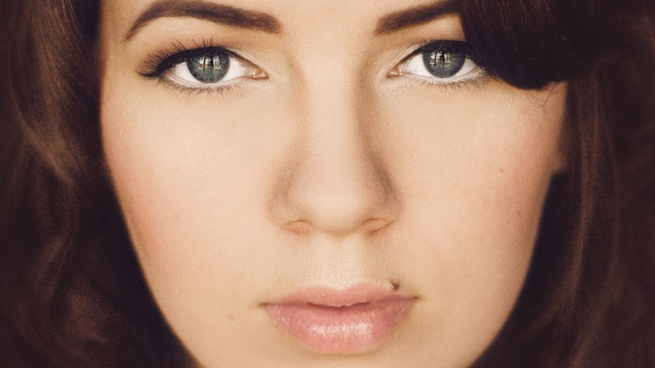 This Is What Your Moles Reveal About Your Personality