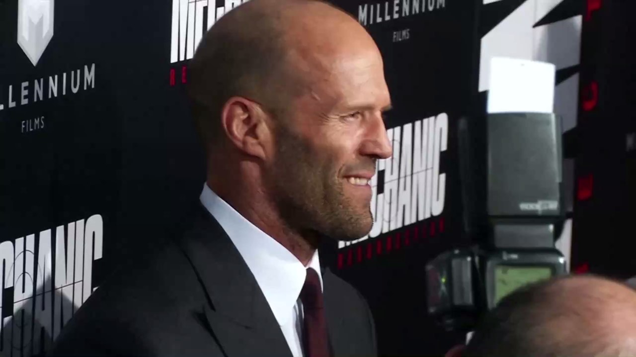 Jason Statham über seinen Körper: "Er ist mittlerweile wie ein altes Auto"