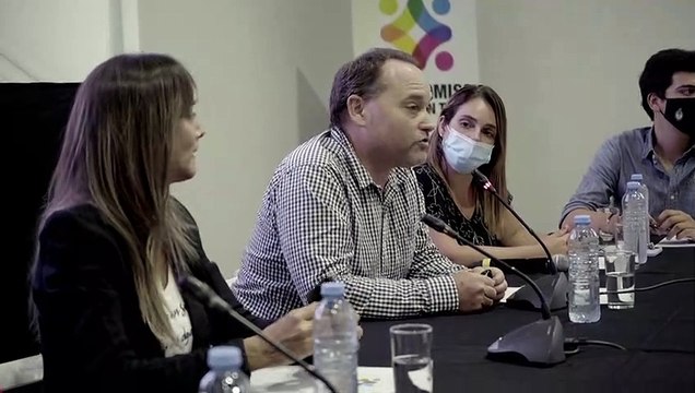 Malena Galmarini acompañó la capacitación de TICMAS sobre educación tecnológica a las y los directivos de escuelas en la ONG Compromiso Urbano con Tigre