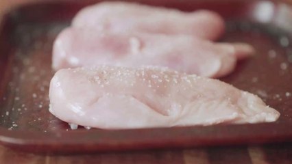 Vorsicht vor weißen Streifen auf Hühnerbrust: Diese Gefahr unterschätzen fast alle