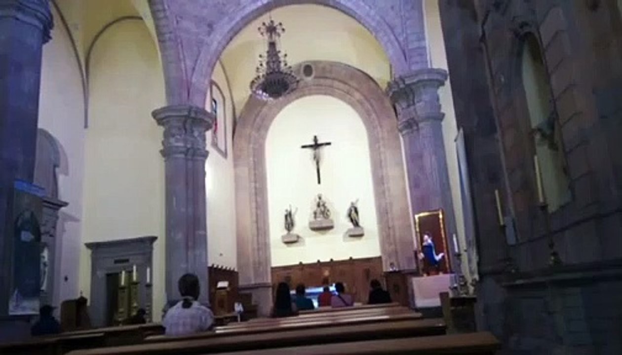 Imposición de la ceniza desde la Catedral de Querétaro