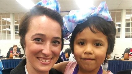 This teacher copied her student’s hairstyle for the most beautiful reason