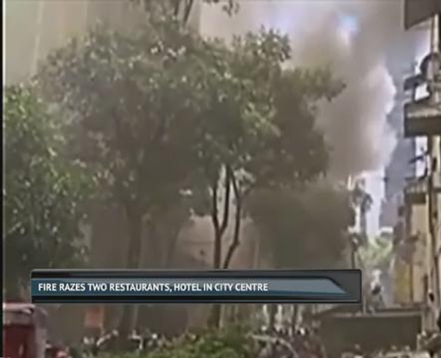 Fire razes two restaurants, hotel in city centre