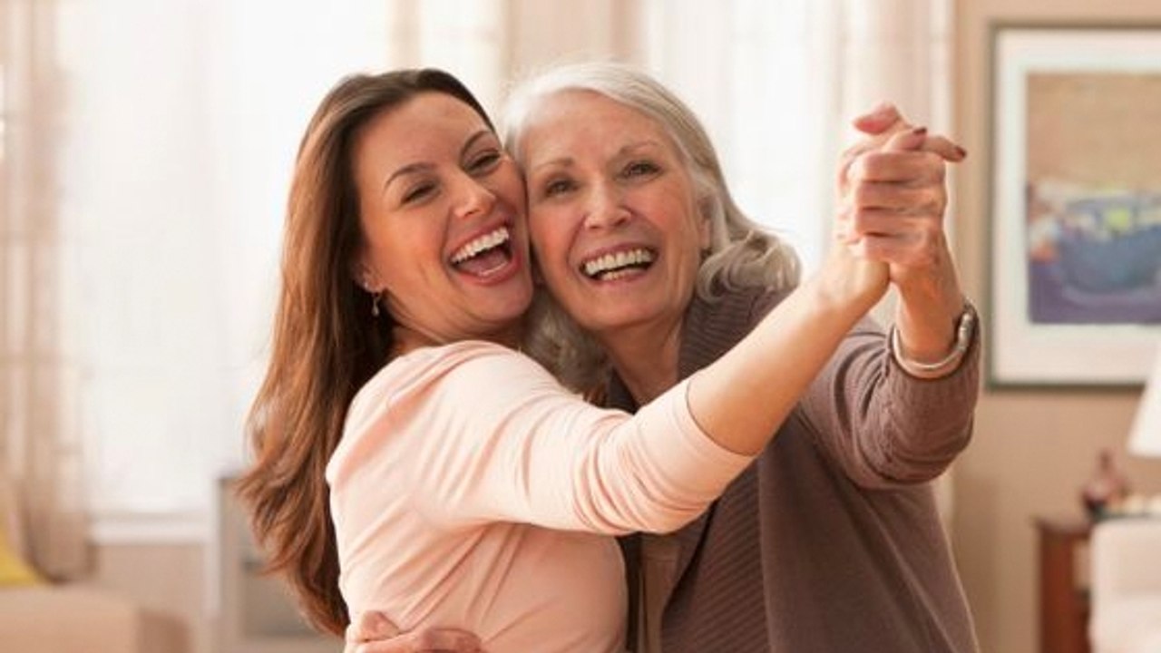 This is the age that women really start to look like their mothers