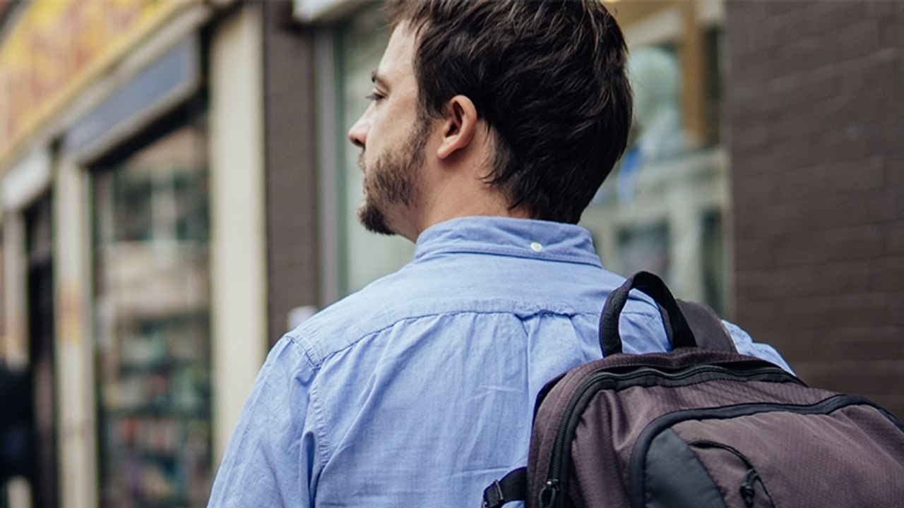 Hemden: Das ist der Sinn hinter der Lasche am Rücken