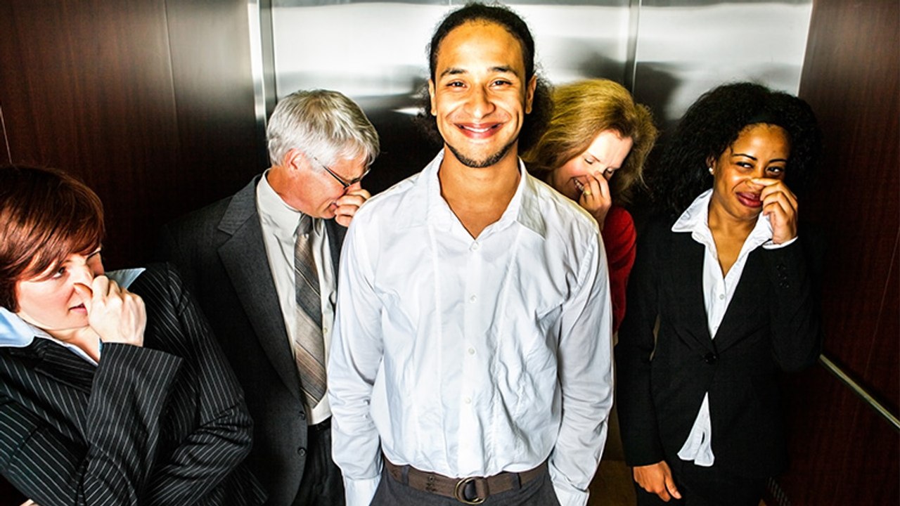 Das verrät dein Furz über deine Gesundheit!