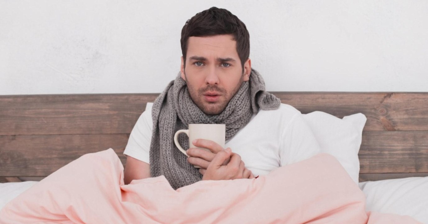 Vergesst Tee: Dieser hochprozentige Drink hilft wirklich gegen Erkältungen