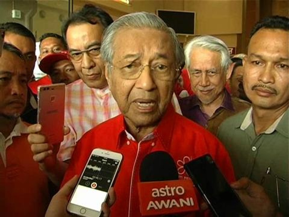 Pintu terbuka untuk mana-mana parti - Tun M