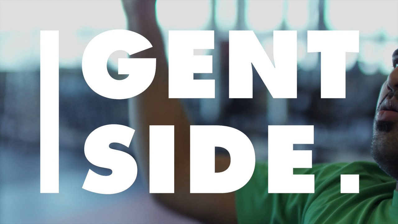 Übungen an der Wand: So trainiert ihr perfekt Beine und Bauchmuskeln