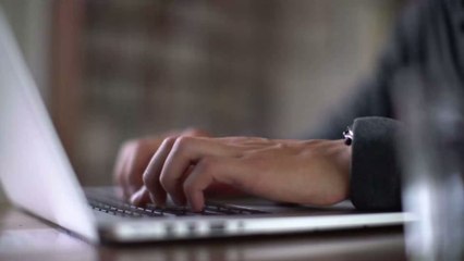 Mann entdeckt versteckte Funktion von Spülmaschinen