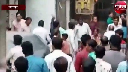 अचानक दालमोठ कारखाने में लगी भीषण आग, मचा हड़कंप