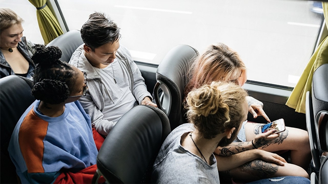 Tierischer Schwarzfahrer jagt Fahrgästen unheimliche Angst ein