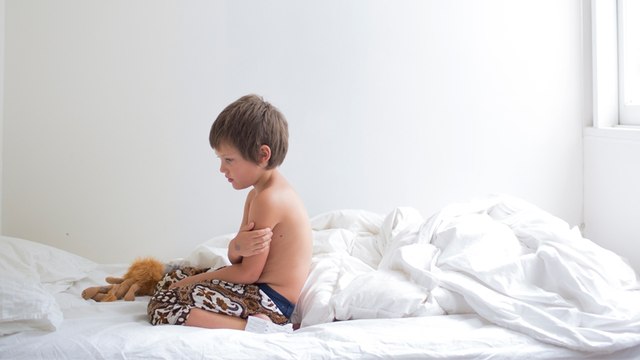 11-Jähriger erkundet seinen Körper, dann kann er Schmerzen nicht mehr rückgängig machen