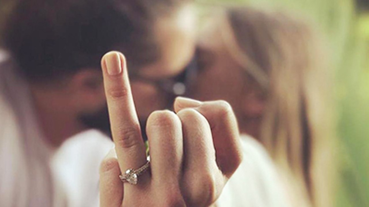 Bindungsangst: Diese fünf Sternzeichen rennen vor festen Bindungen davon