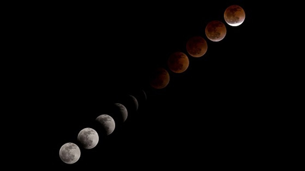Eclipse lunaire totale : revivez en vidéo le passage de la Lune dans l'ombre de la Terre