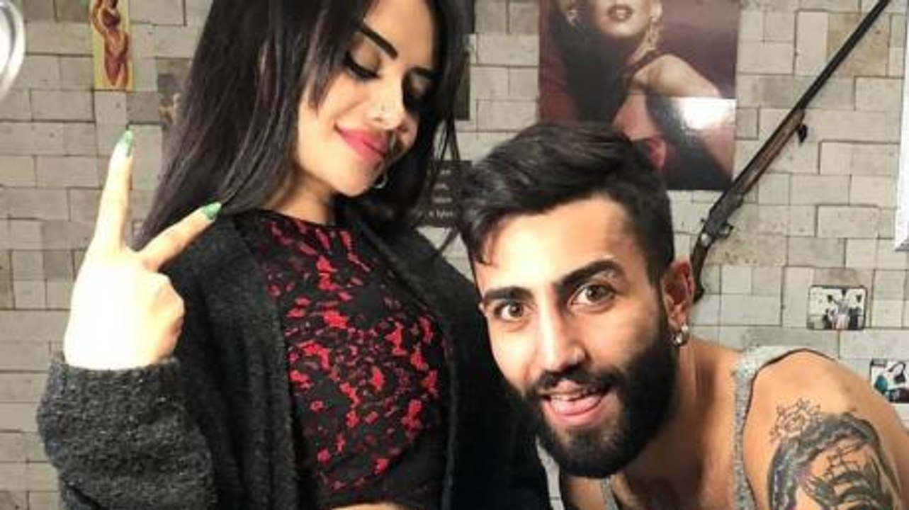 Tattoo-Panne: Für die Bedeutung des Schriftzugs verspottet sie die ganze Welt