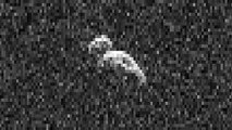Un astéroïde en forme de cacahuète photographié dans l'espace
