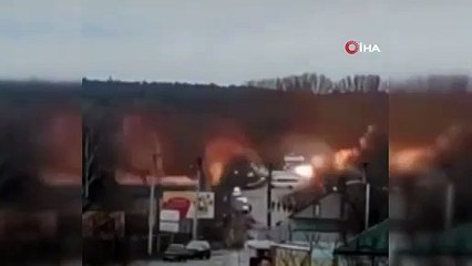 Rus ordusunun Kiev’e girişini önlenmek için köprüler yıkılıyor