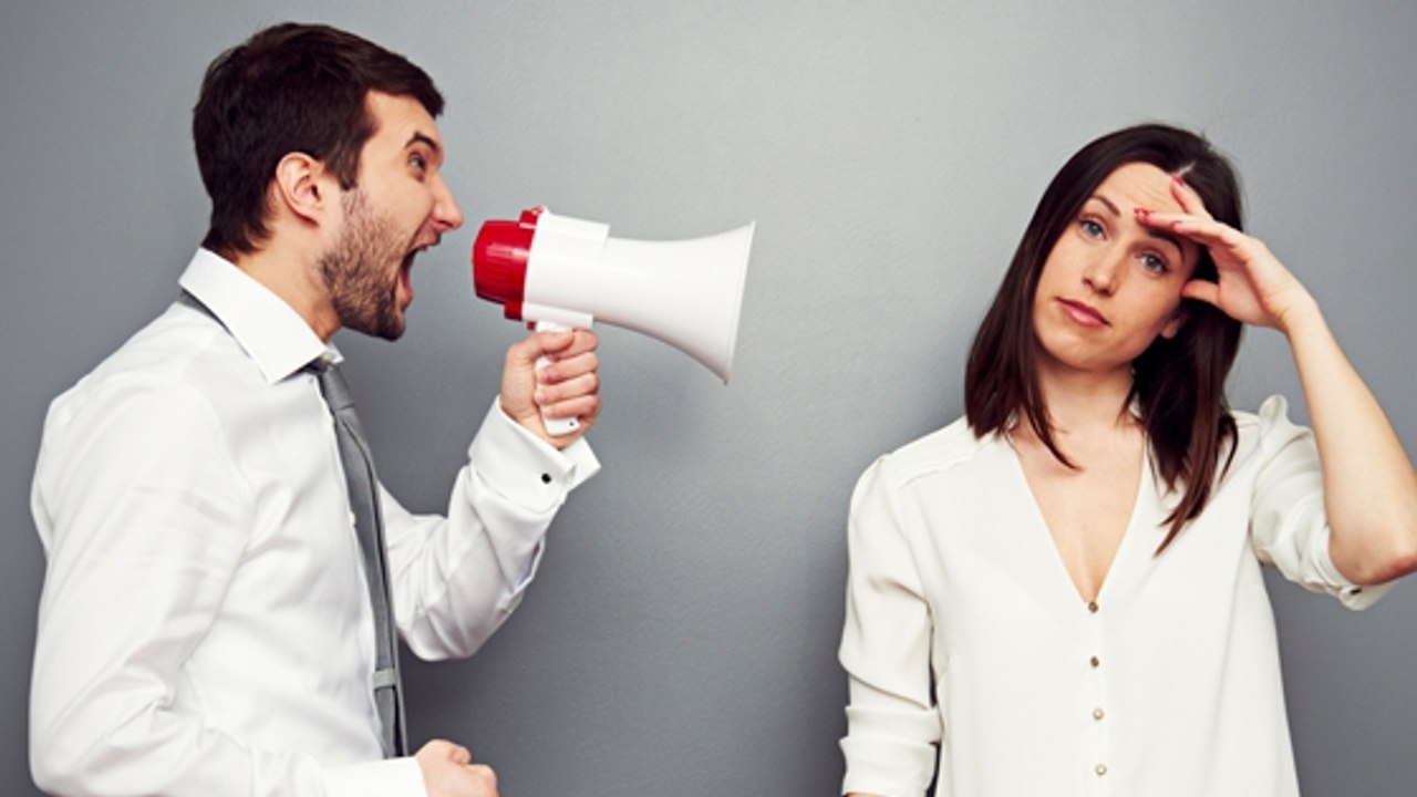 Mansplaining: Haarsträubende Beispiele für das herablassende Verhalten von Männern