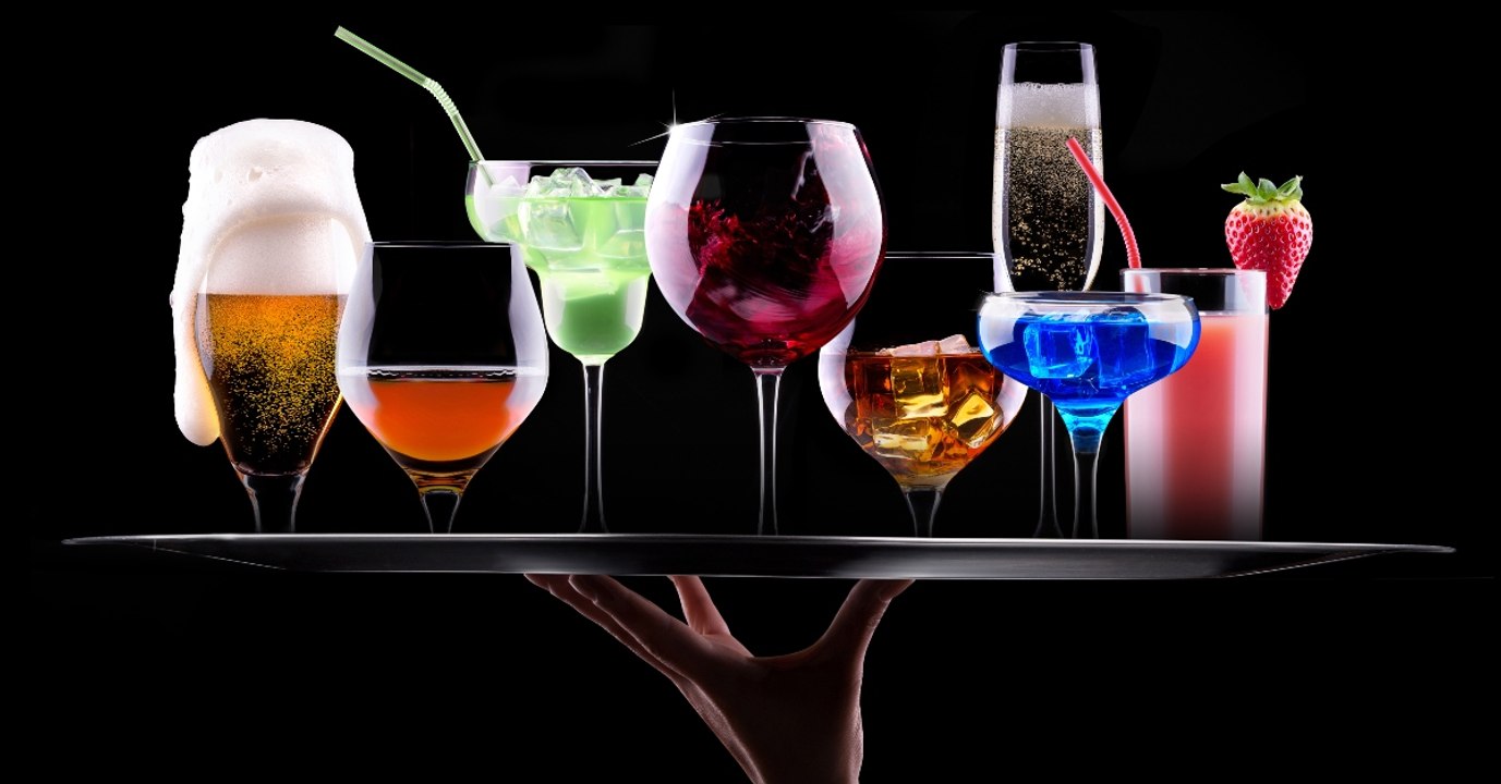 Die Sterne verraten: Dieser Alkohol passt am besten zu dir!