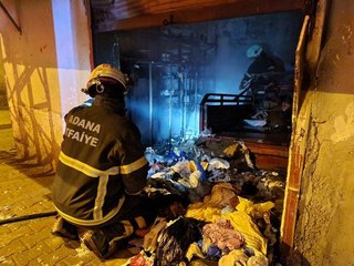 EKMEK TEKNELERİNİN YANIŞINI KORKU VE ÜZÜNTÜYLE İZLEDİLER