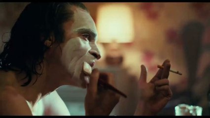 Joaquin Phoenix : Warner Bros offrirait 50 millions de dollars à l'acteur pour reprendre le rôle du Joker dans 2 suites