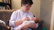55-Jährige bringt ihr eigenes Enkelkind zur Welt
