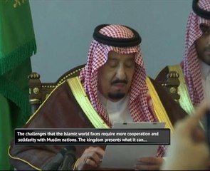 King Salman meets local religious leaders