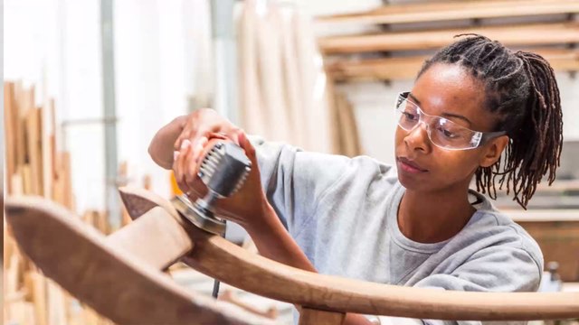 Nicht wegwerfen: So schenkt ihr alten Möbeln ein neues Leben