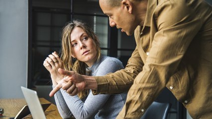 Studie beweist Verbindung zwischen privater Untreue und beruflicher Unzuverlässigkeit
