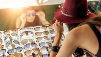 So sehr kann es deinen Augen schaden, wenn du die falsche Sonnenbrille trägst