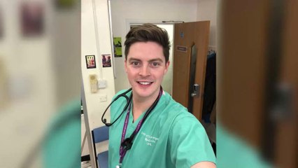 Love Island’s Dr Alex Cheers Up Patients With A Surprising Gesture