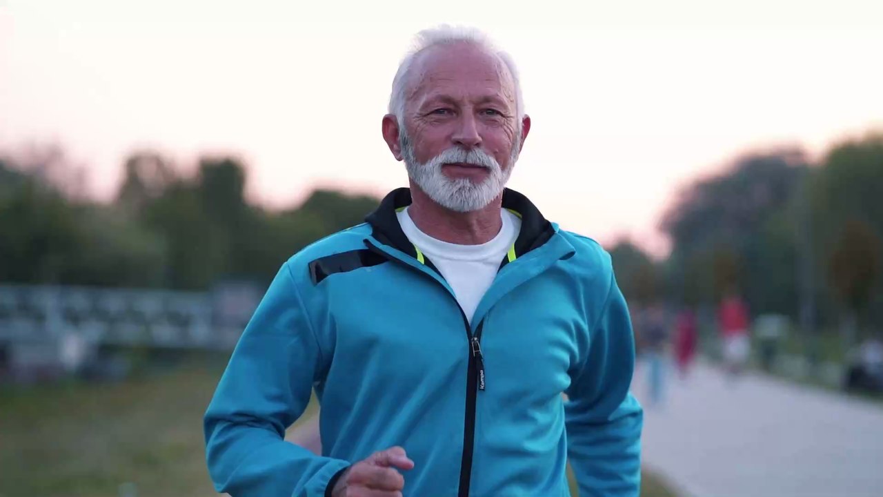 Fit in jedem Alter: So sieht das perfekte Training für Jung und Alt aus