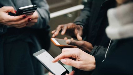 Mann leckt Eis ab und muss dafür einen Monat in den Knast