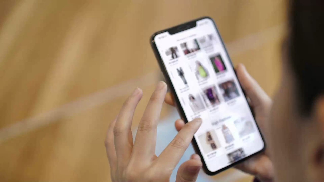 Neue Männlichkeit: Familienvater trägt Röcke und High Heels