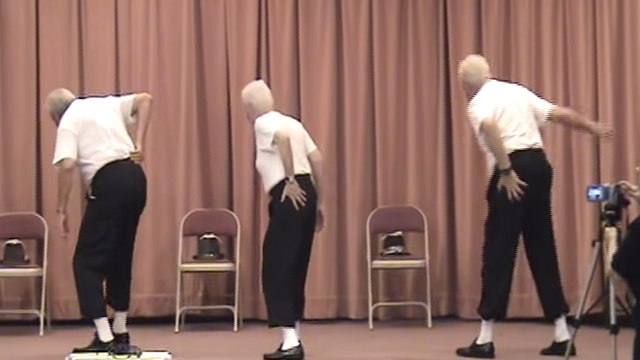 Ces trois papys réalisent une chorégraphie endiablée sur du Michael Jackson. Vous allez tomber sous leur charme !