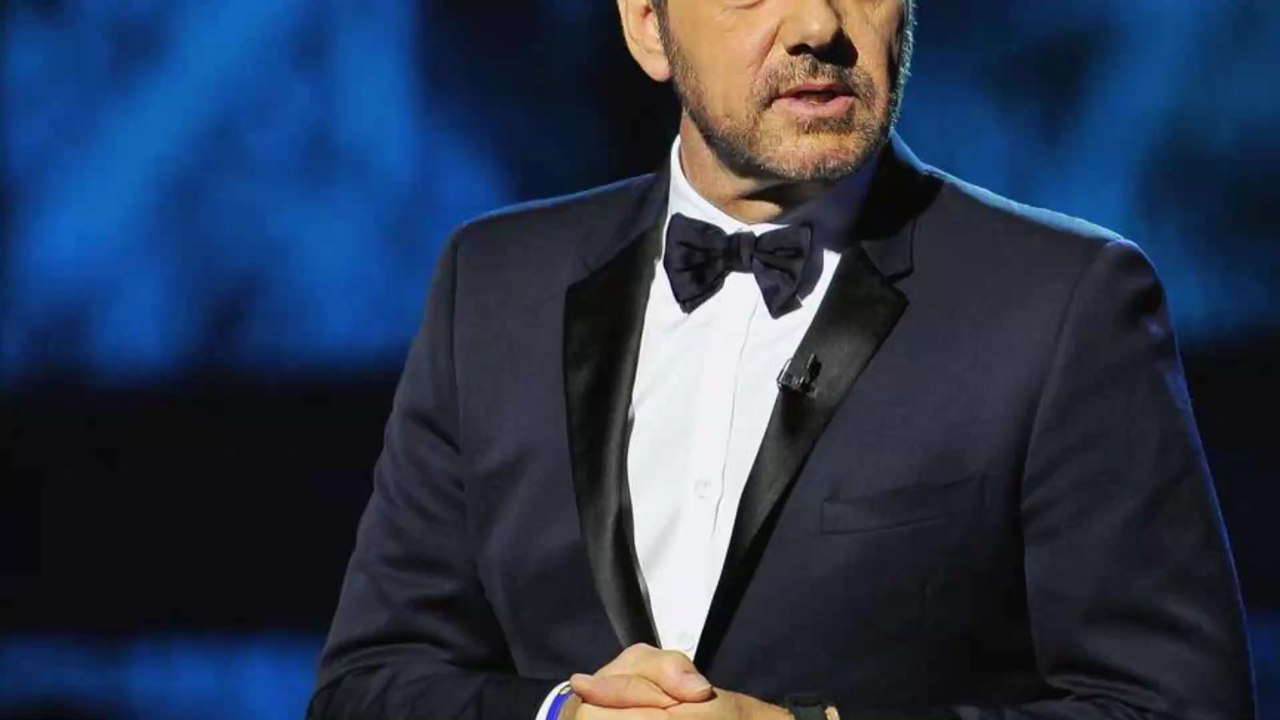 Kevin Spacey wird jetzt auch sexueller Missbrauch von zwei Minderjährigen vorgeworfen