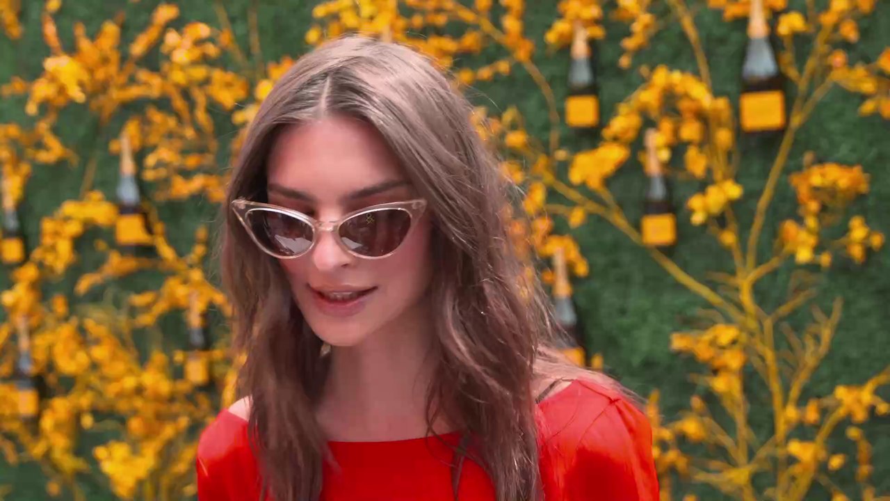 Babyglück: Emily Ratajkowski wird zum ersten Mal Mama