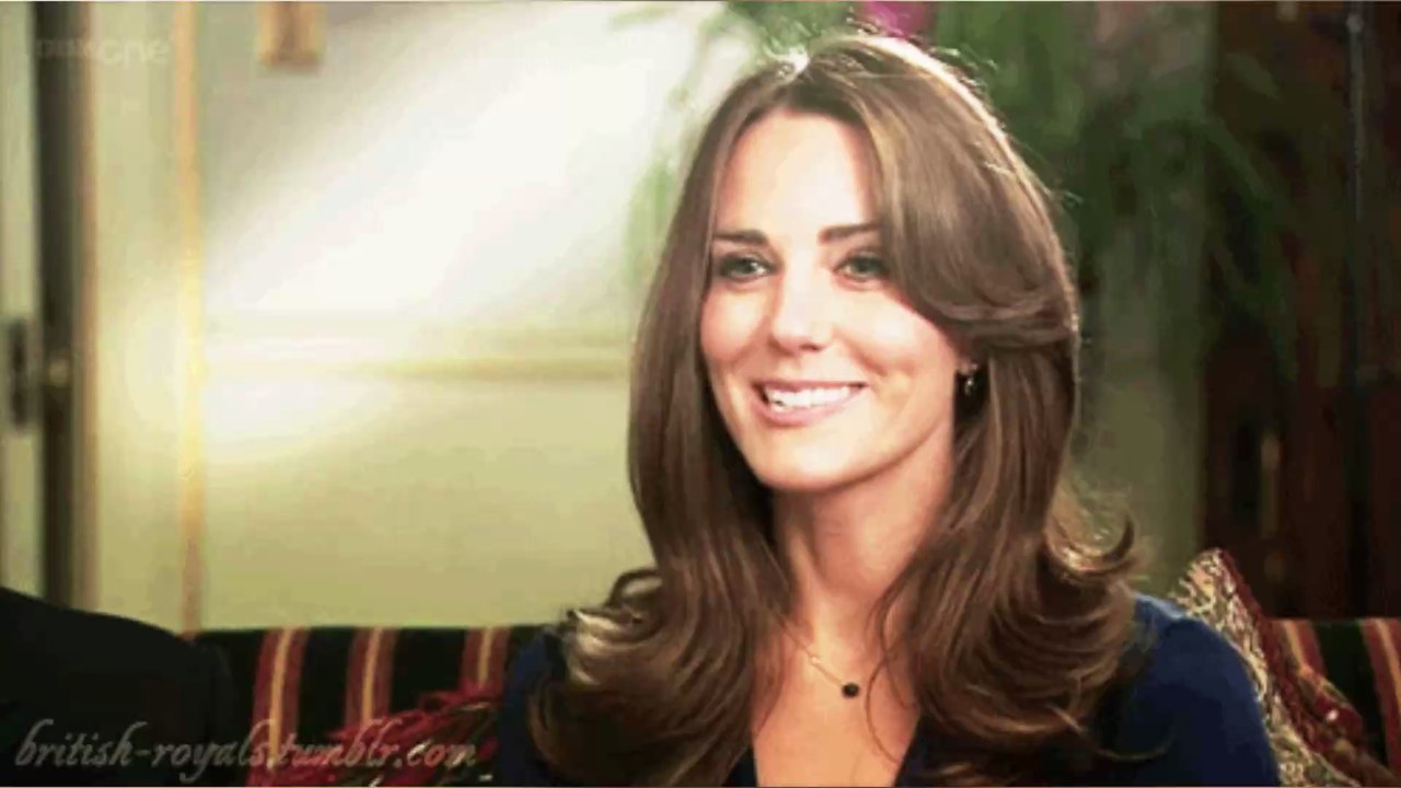 Wie einst Lady Diana: Kate Middleton verzaubert in rosa "Barbie"-Kleid