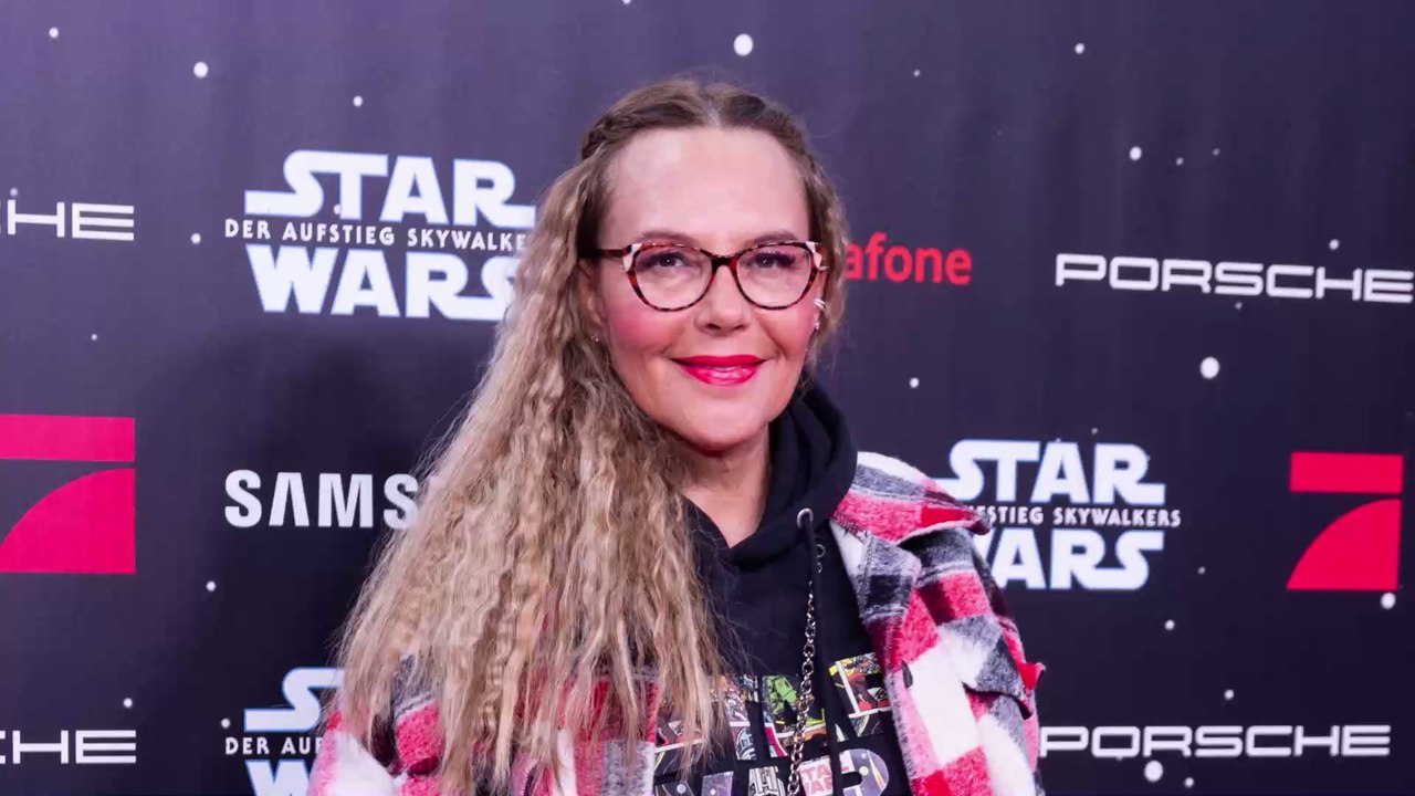 Natascha Ochsenknecht lästert über IBES-Star: 'Auf dicke Hose machen und bei jedem Piep heulen'