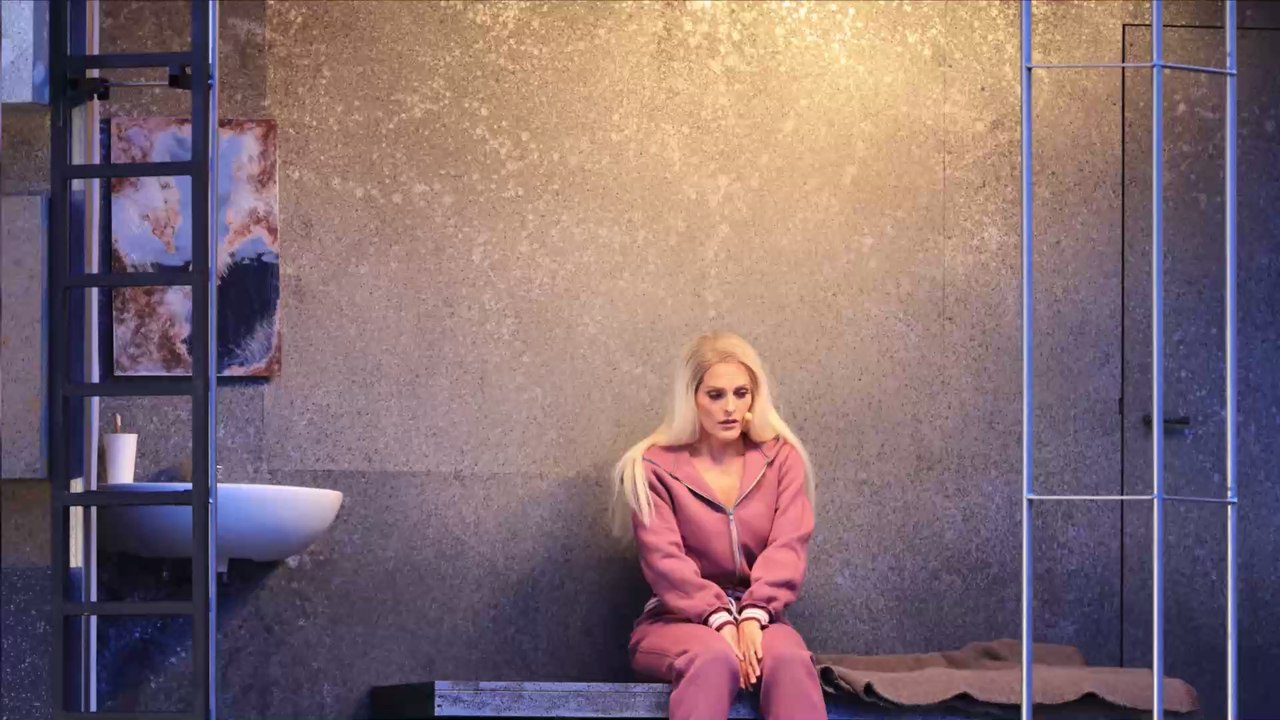 'Weil der Mensch arrogant durch die Welt marschiert': Ex-No Angel Sandy in Sorge um ihre Kinder