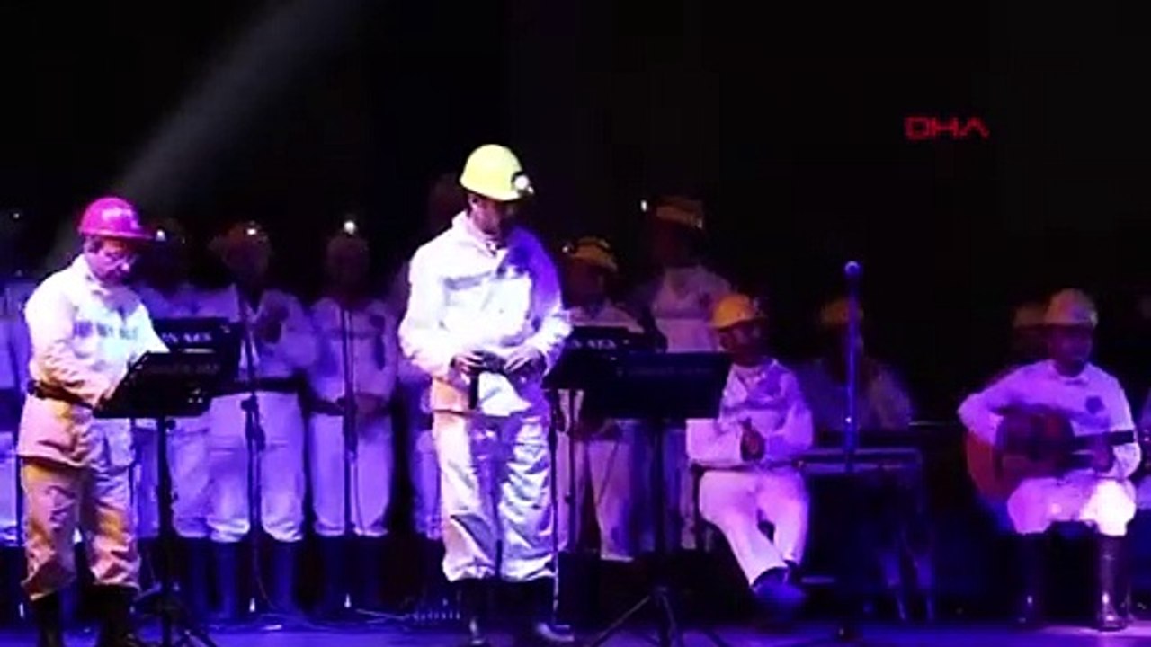 Türkiye'nin ilk madenciler korosundan 29 Ekim kutlaması