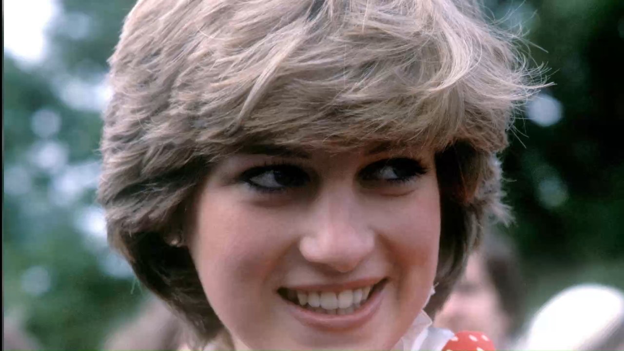 Royals: Der Tag, an dem Lady Diana nackt vor den Handwerkern stand