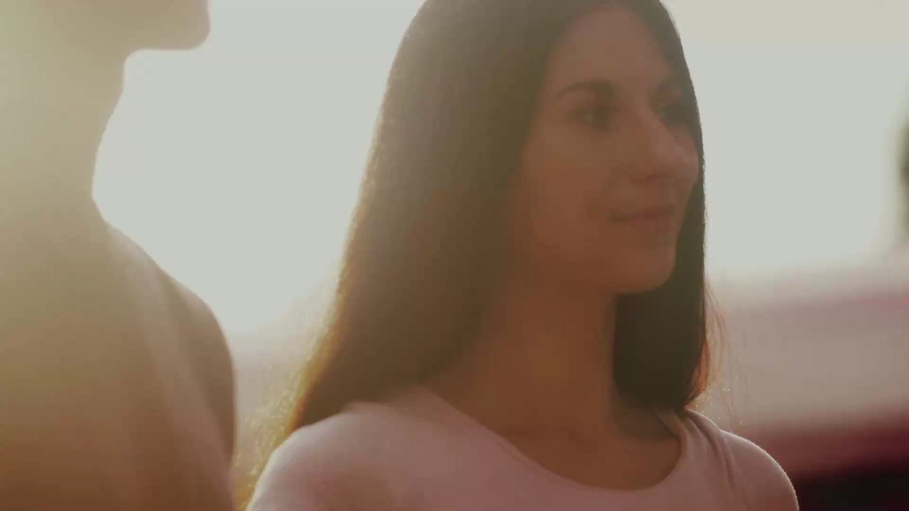 Flirten mit Maske: Eine Psychologin erklärt, wie es geht