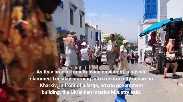 Huge Russian convoy advances on Kyiv which braces for a siege